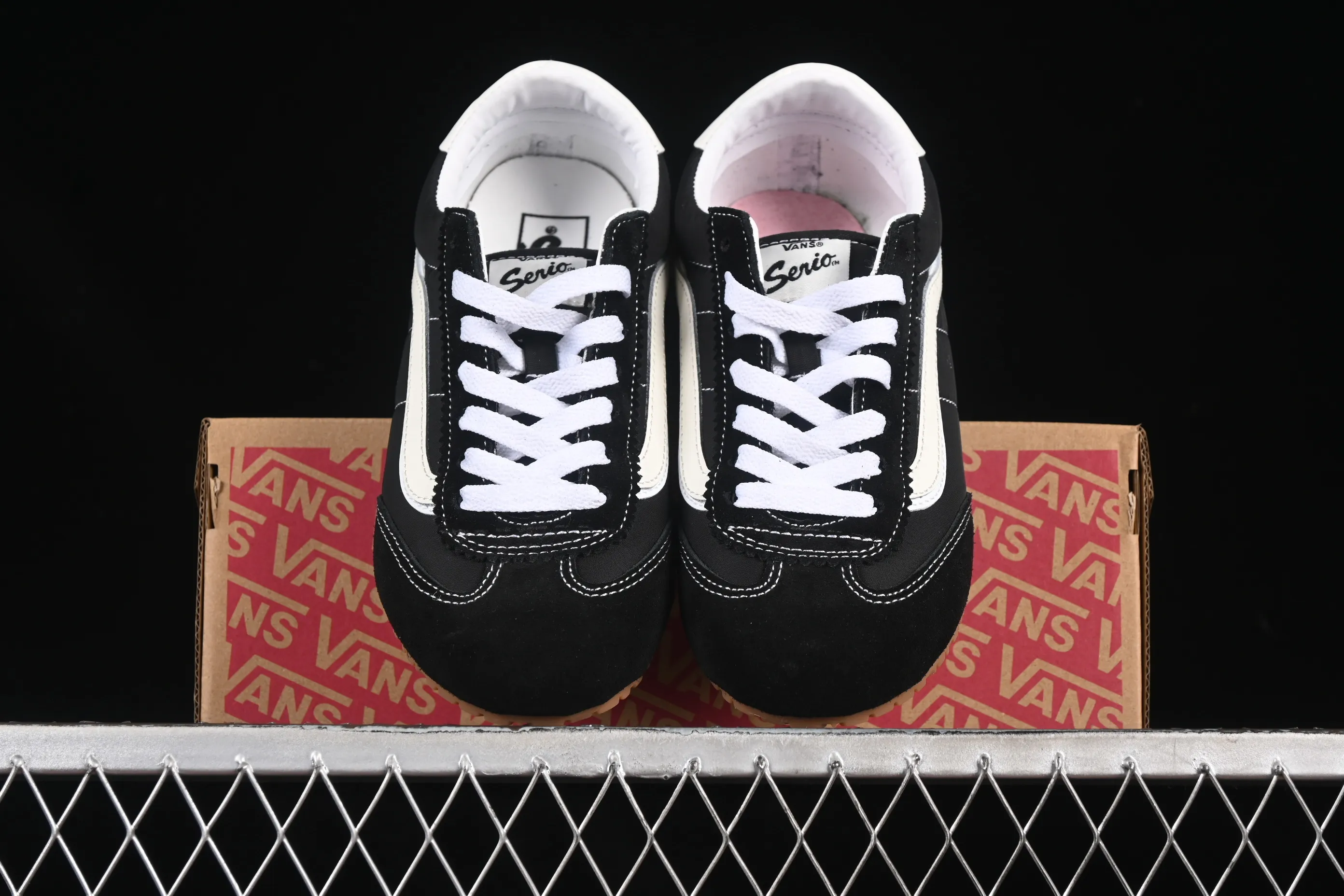 All categories Vans Vans series Vans Low Vans low-top Vans Super Lowpro Vans retro fashion comfortable versatile casual sneakers VN000D83BR1
